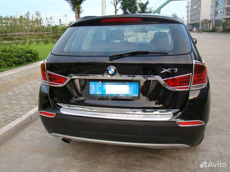 Молдинг на багажник (верхний) BMW X1 (2009-2012)