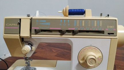 Швейная машина Capri 20