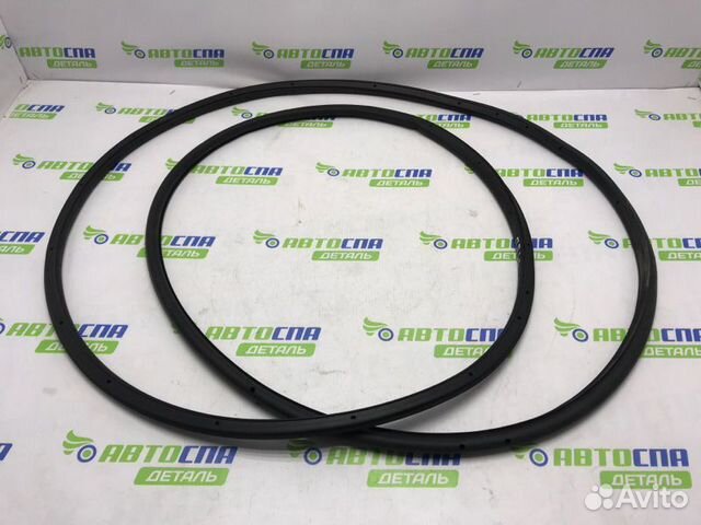 Уплотнитель двери передний правый Mazda Cx-30