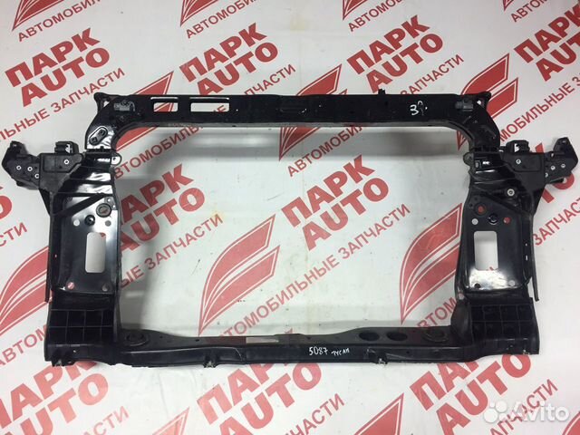 Рамка радиатора Hyundai Tucson 2018