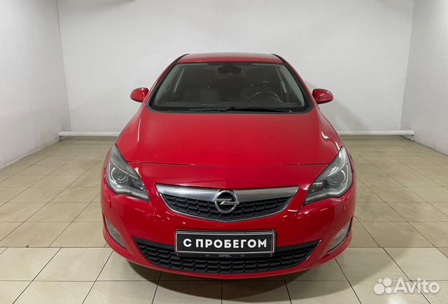 Opel Astra `2012