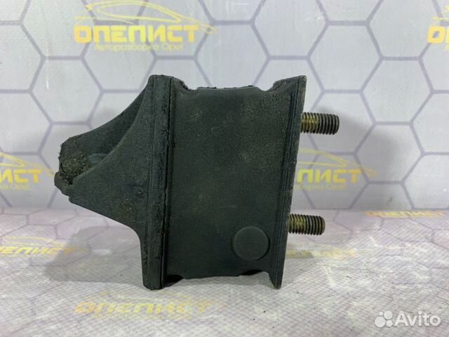 Подушка двигателя Mercedes Sprinter 902.662