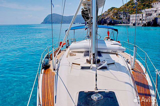 Прогулка на парусной яхте