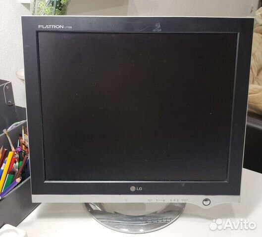 Монитор LG flatron L1720B