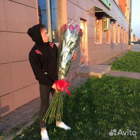 Букет из 25 роз 140см