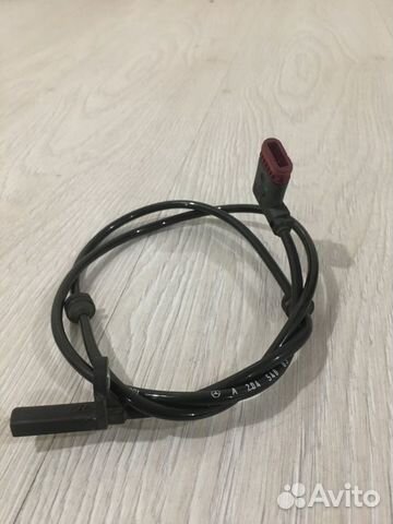 Датчик ABS задний левый Mercedes Benz C200 W204