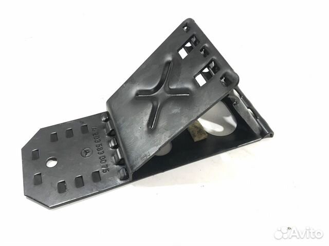 Упор противооткатный Mercedes C W203