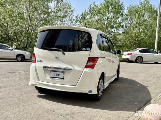 Honda Freed 1.5 CVT, 2009, 111 000 км