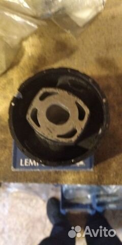 Сайлентблок редуктора заднего моста Е65