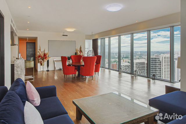 

3-к. квартира, 190 м², 2 кровати