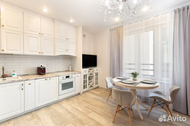 

2-к. квартира, 67 м², 5/10 эт.
