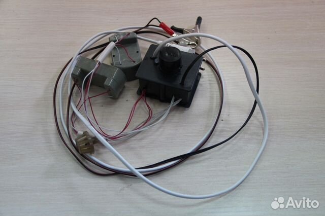 Терморегулятор для инкубатора Золушка 12/220