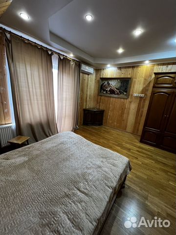 

3-к. квартира, 65 м², 3/3 эт.