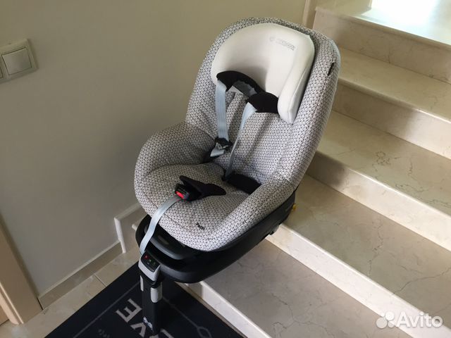 Автокресло Maxi-Cosi Pearl + база FamilyFix