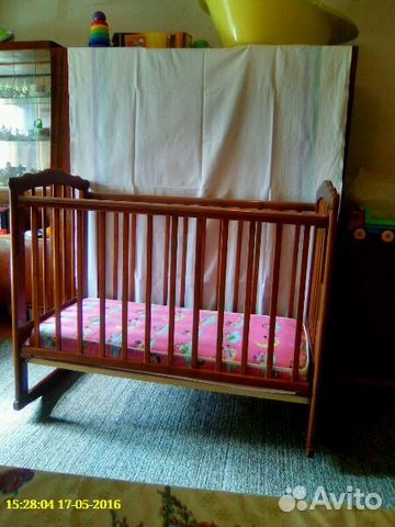 Кроватка с матрасом