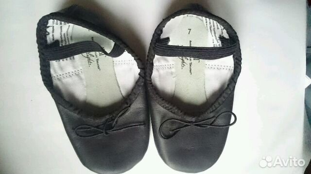 Чешки American Ballet Theatre в хорошем состоянии