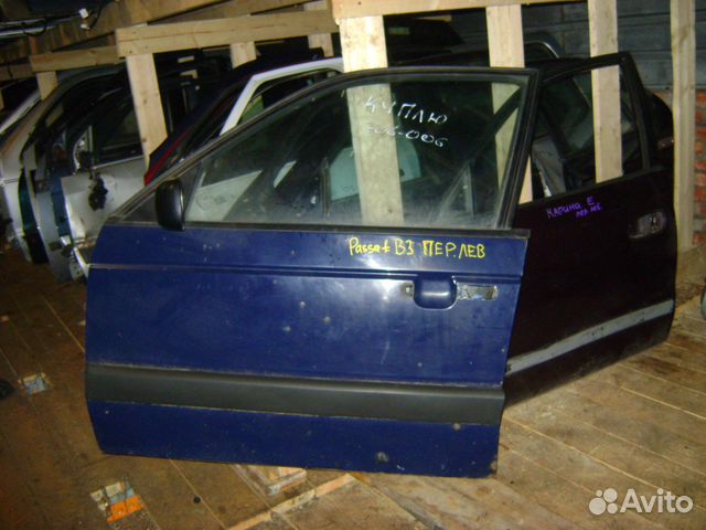Дверь передняя левая Пассат Б3 выбор цвета