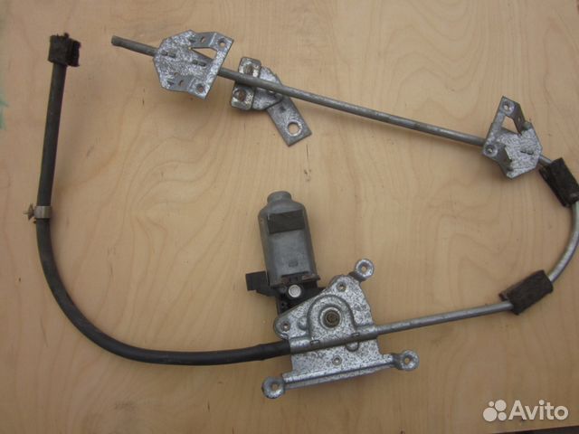 Jeep Cherokee XJ стеклоподъёмник электро Jeep Cherokee XJ стеклоподъёмник электро