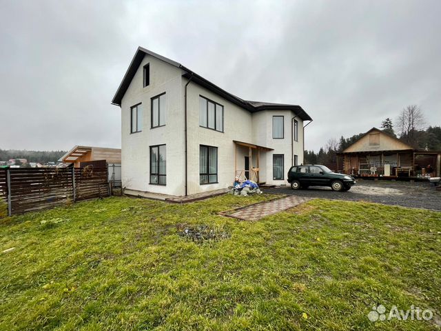 

5-к. коттедж, 240 м²