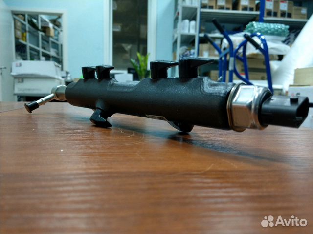 Топливная рампа Валдай Камминз 3.8 Денсо 5311209 Топливная рампа Валдай Камминз 3.8 Денсо 5311209