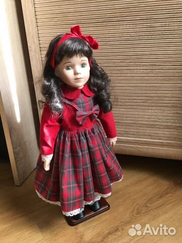 Фарфоровая кукла Фарфоровая кукла