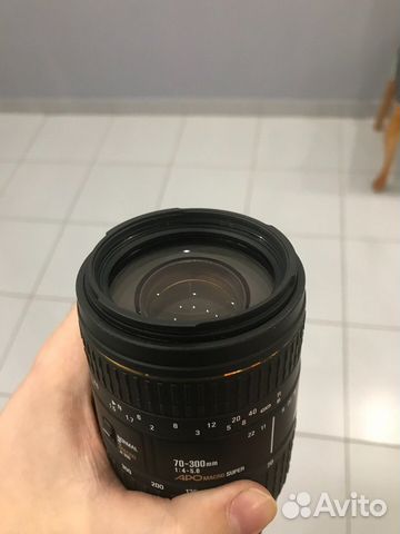 Sigma AF 70-300 mm f/4-5.6 APO Macro Super II