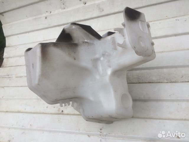 Бачок омывателя Хендай Солярис 98610-4l200 Бачок омывателя Хендай Солярис 98610-4l200