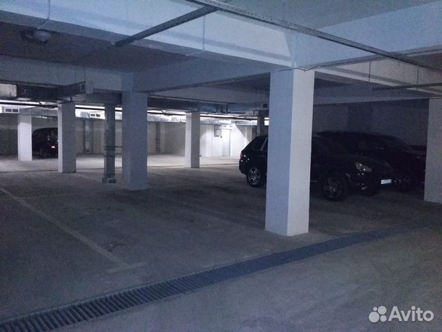 Машиноместо, 18 м²