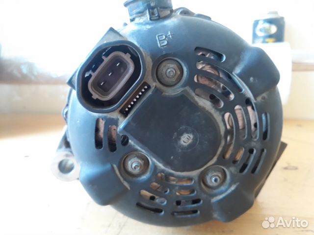 Генератор Land Rover Discovery 4 2.7d LR013843 Генератор Land Rover Discovery 4 2.7d LR013843