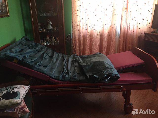 Кровать для лежачих пациентов
