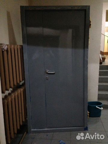 Тамбурная железная дверь