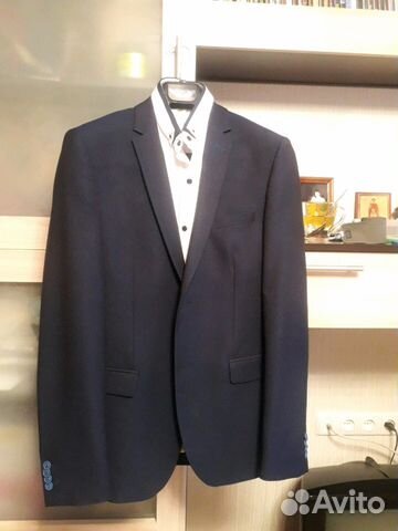 Костюм мужской приталенный Костюм мужской приталенный