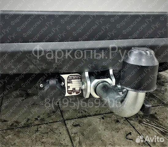 Фаркоп на Toyota RAV4 Фаркоп на Toyota RAV4