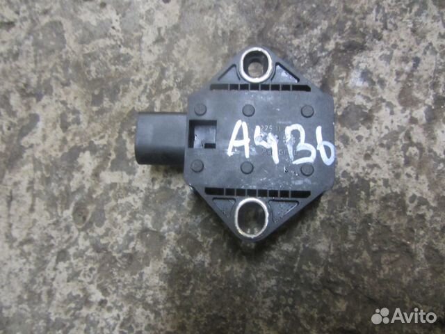 Датчик ускорения bosch 0265005245 Audi A4 B6 VW Датчик ускорения bosch 0265005245 Audi A4 B6 VW