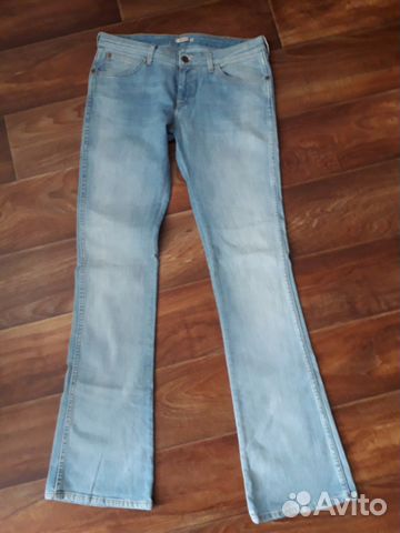 Женские джинсы Wrangler Женские джинсы Wrangler