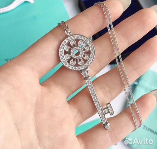 Золотой кулон Tiffany & Co Золотой кулон Tiffany & Co