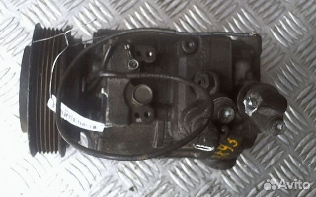 Компрессор кондиционера Audi A4 (B6) 2,5 AKE Компрессор кондиционера Audi A4 (B6) 2,5 AKE