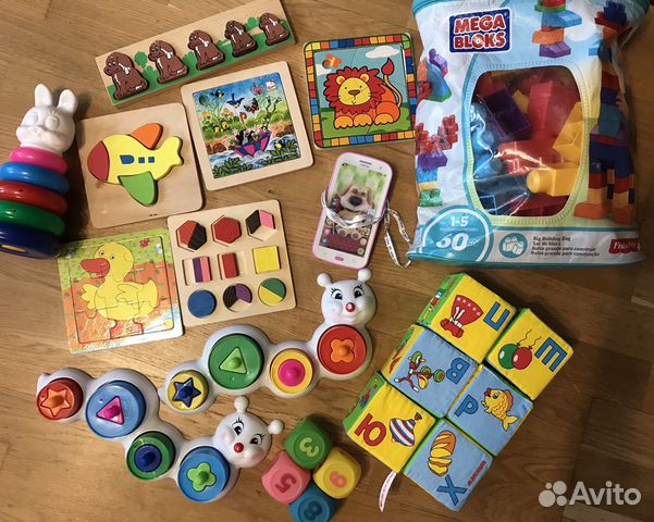 Игрушки развивающие 1+ для самых маленьких