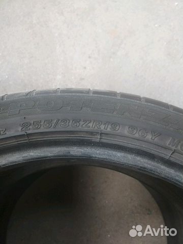 Bridgestone 255/35/19 одиночка Bridgestone 255/35/19 одиночка