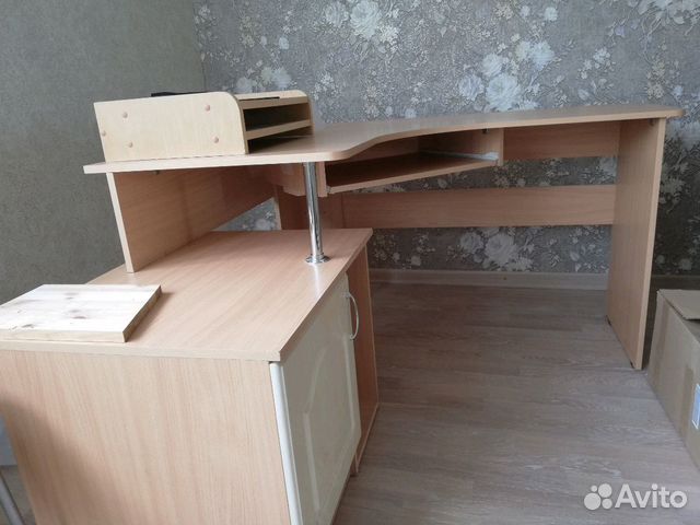 Компьютерный стол Компьютерный стол