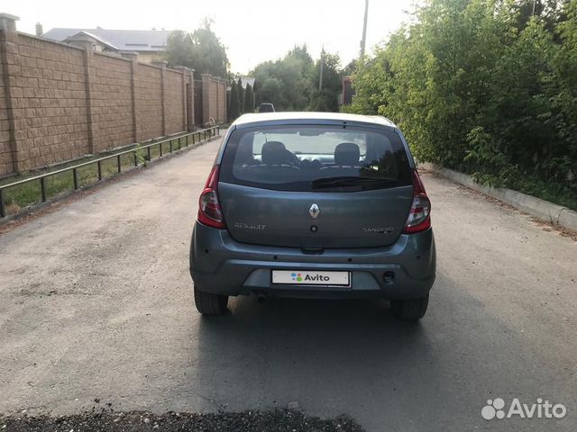 4 с кондиционером. Renault sandero 1 салон. 6. 4. Рено сандеро 2012 салон.
