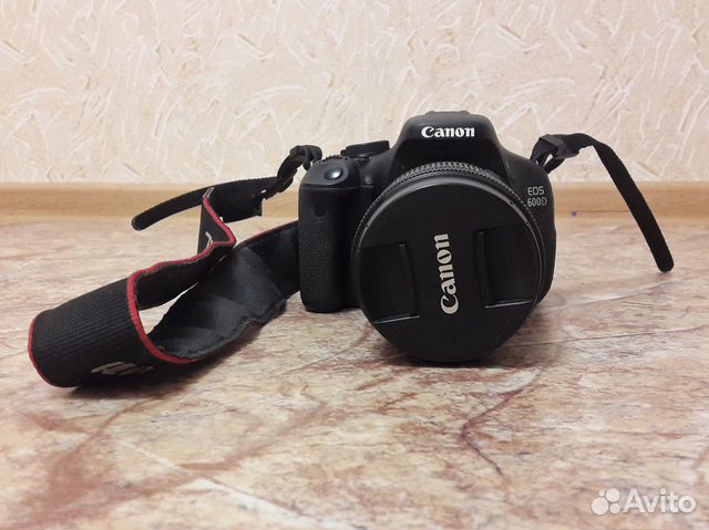 Фотоаппарат Canon 600d 18-135 мм + объектив 50 мм