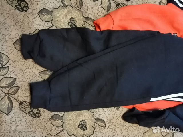 Спортивный костюм Спортивный костюм
