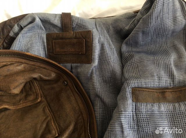 Новая кожаная куртка Massimo Dutti