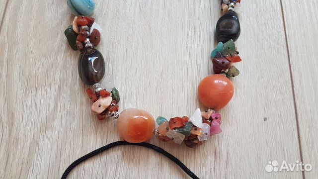 Женские бусы (колье/ожерелье) из камней Женские бусы (колье/ожерелье) из камней