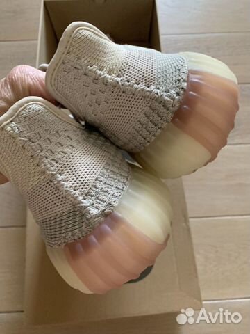 Кроссовки Yeezy Boost 359 v2 Adidas Кроссовки Yeezy Boost 359 v2 Adidas