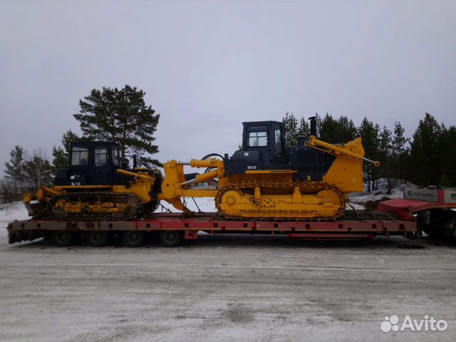 Услуги низкорамного трала 50 тонн раздвижной 18м Услуги низкорамного трала 50 тонн раздвижной 18м