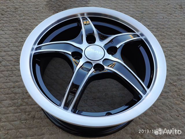 Комплект нового литья R14 4x100 скад Стинг Алмаз Комплект нового литья R14 4x100 скад Стинг Алмаз
