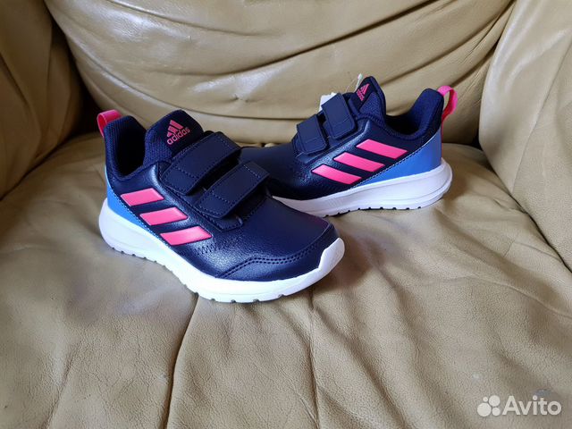 Кроссовки Adidas новые детские 33 р Кроссовки Adidas новые детские 33 р