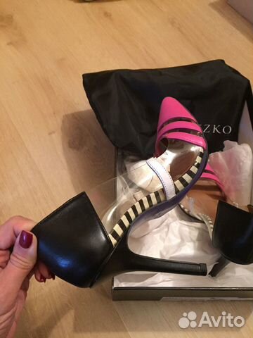 Новые туфли на шпильке Miezko Новые туфли на шпильке Miezko